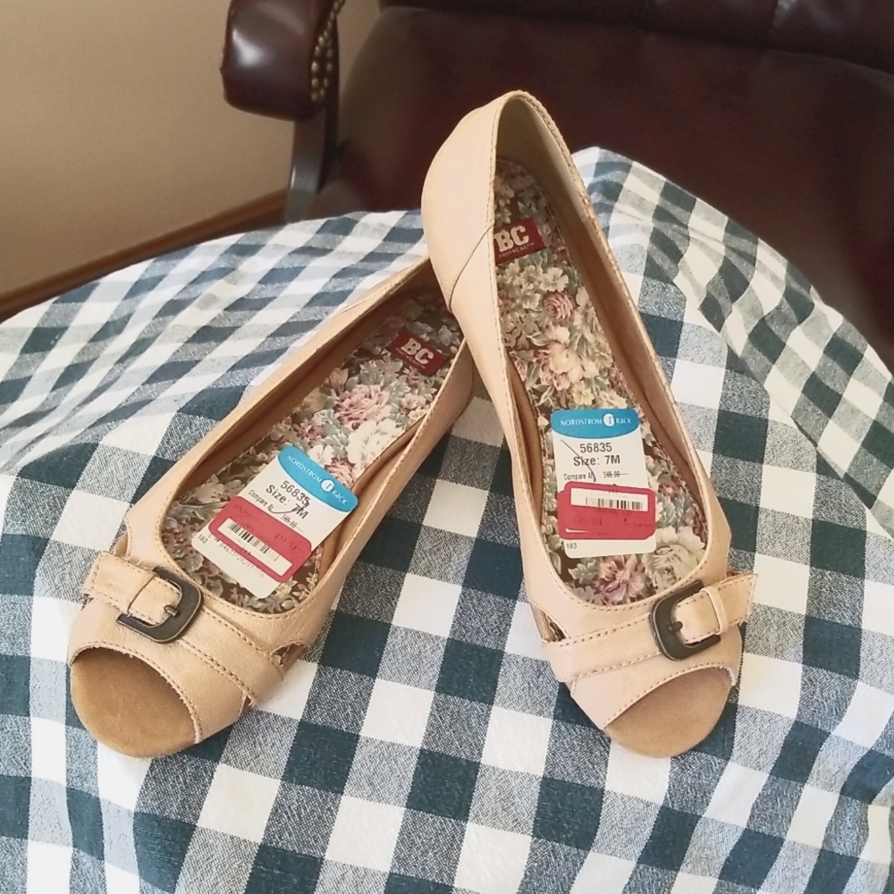 Womens Shoes 7